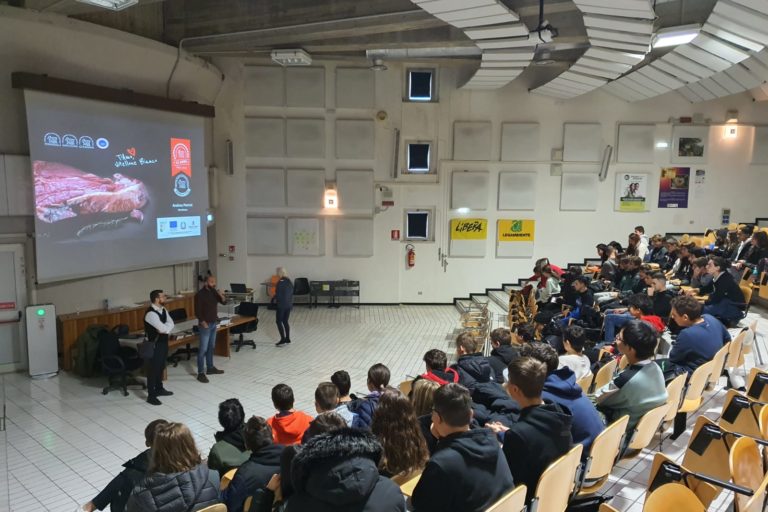 lezioni scuole_Marche2