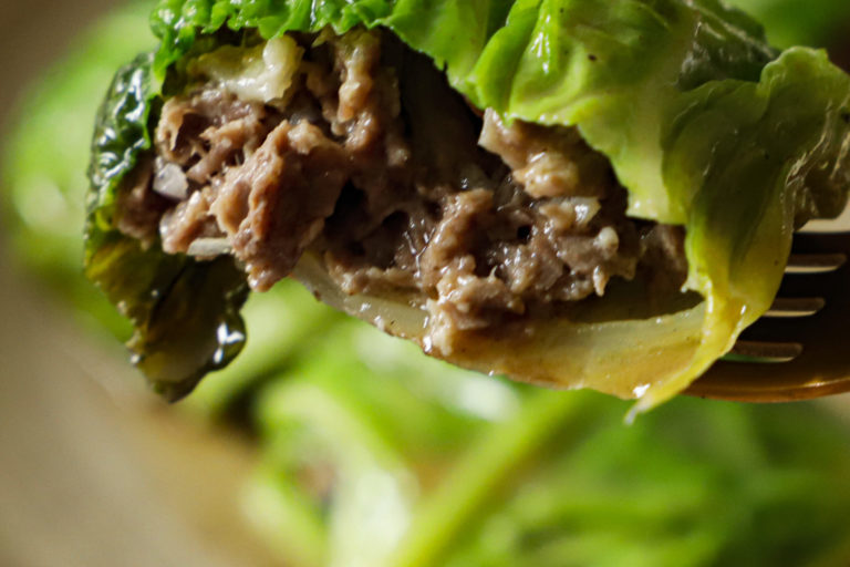 Involtini-di-verza-con-bollito_0025-scaled-2560×1280