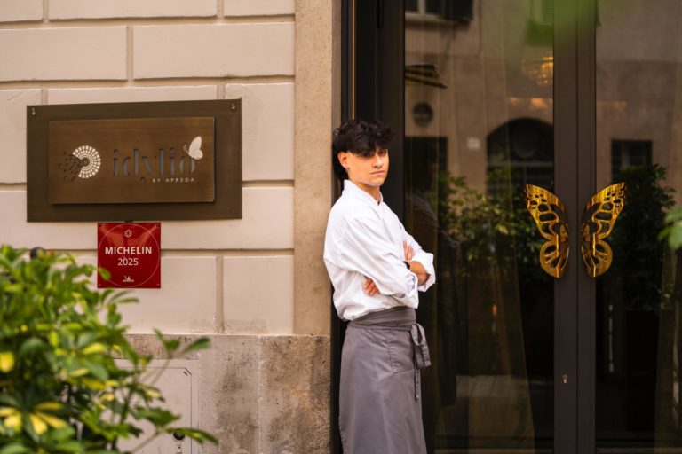 WhatsApp Image 2025-10-27 at 17.17.07